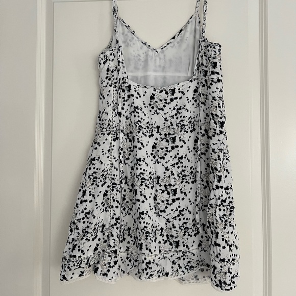 Sunday best dress - Picture 2 of 4